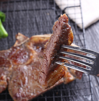 澳洲原切进口牛排200g牛肉冷冻生鲜食品家庭腌制丁小骨手工牛小排
