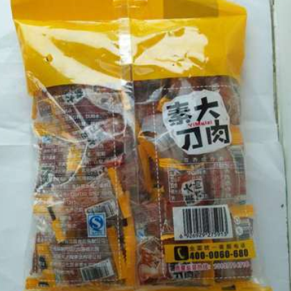 怡美滋素大刀肉 厂家批发 228g辣条休闲零食美味可口居家必备图2