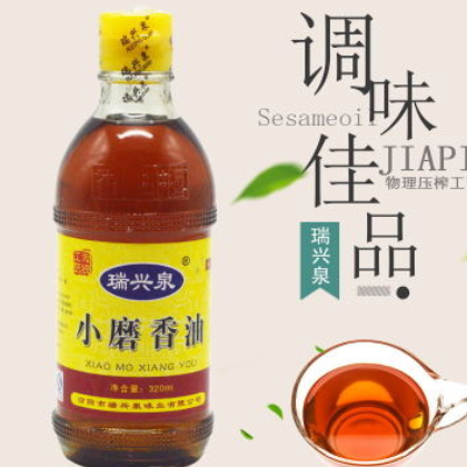 厂家直销 特制小磨香油 瑞兴泉味业 量大从优 320ml 20瓶一件装图1