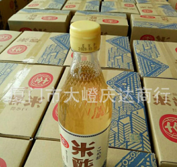 台湾原装进口 十q纯白（米）醋 十q乌醋 1箱600ML*12瓶图2