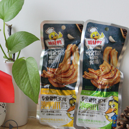【啃佬鸭】特色零食 休闲袋装卤味鸭爪 卤鸭掌酸鸭脚压缩泡鸭爪图3