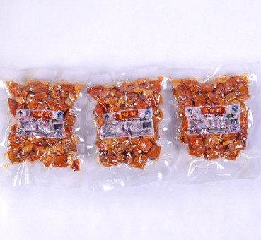 辛街香辣酥休闲零食炸辣椒段袋装150克华鑫风味食品 厂家批发图3