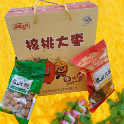 团购福利 泰山特产休闲零食干果 节日礼品高档礼盒装核桃大枣组合图2