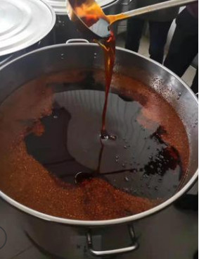 陕西兴平杜胖子辣椒油凉皮擀面皮餐饮专用4.8kg红油商用油泼辣子图3