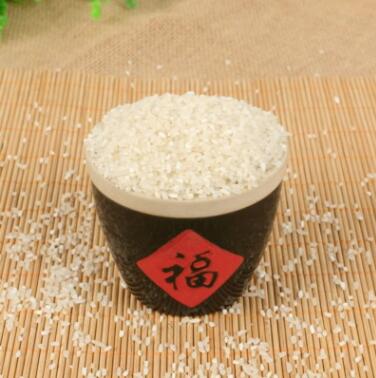 碎大米批发 酿酒食用 饲料碎米 磨粉专用熬粥碎米头现货供应图1