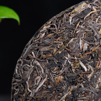 老挝古树生茶饼普洱茶叶云南特色七子饼茶石磨压制普洱茶饼357g图2