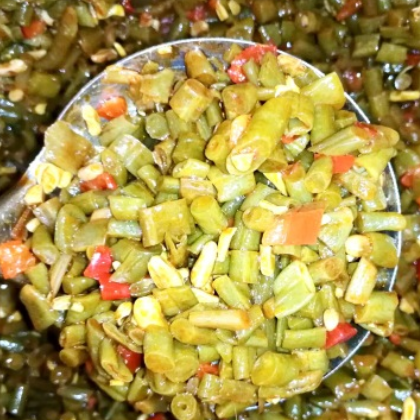 红油香辣酸豆角 腌制豇豆咸菜酱下饭开胃 散装批发图2