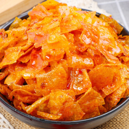 产地货源湖南平江特产即食豆制品辣条年货休闲零食批发 香辣豆皮图2